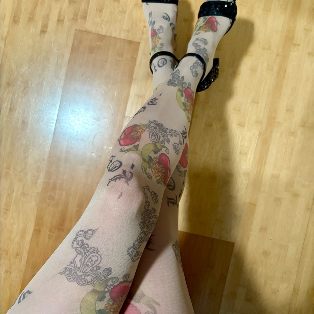 Colorful Patterned Leggings Set - Picture 8 of 9